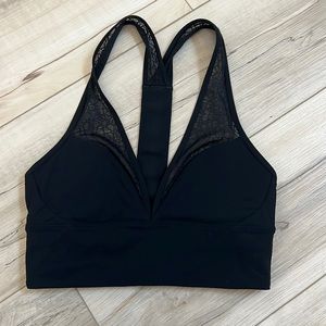 Lululemon 🍋 Black lace Sports Bra 🖤